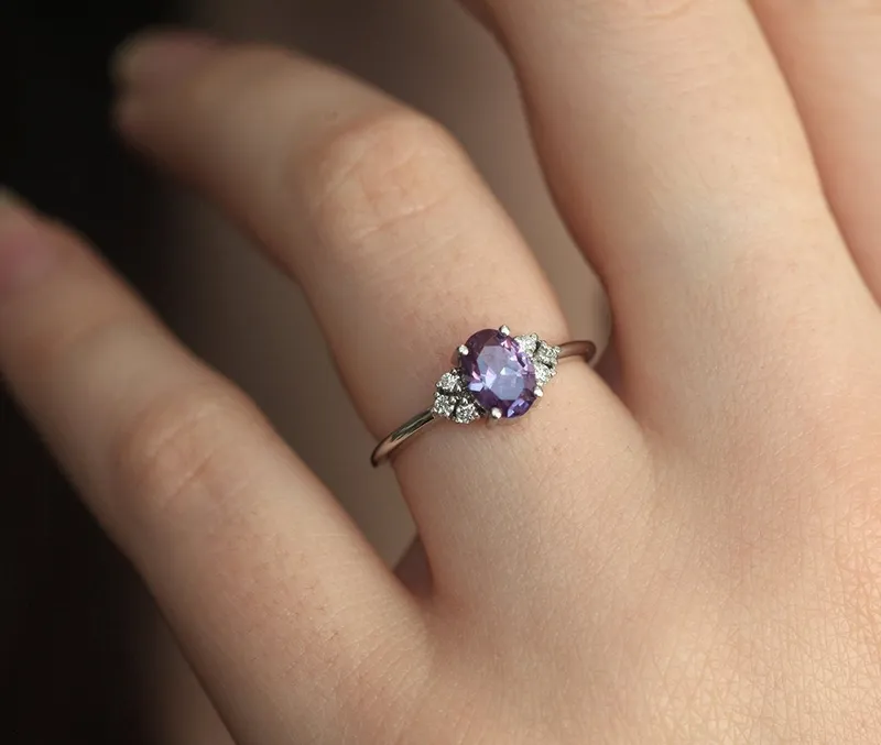 Dora Lab Alexandrite & Diamond Ring vy 9