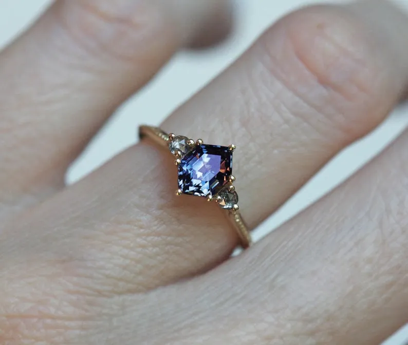Dua Alexandrite Ring view 5