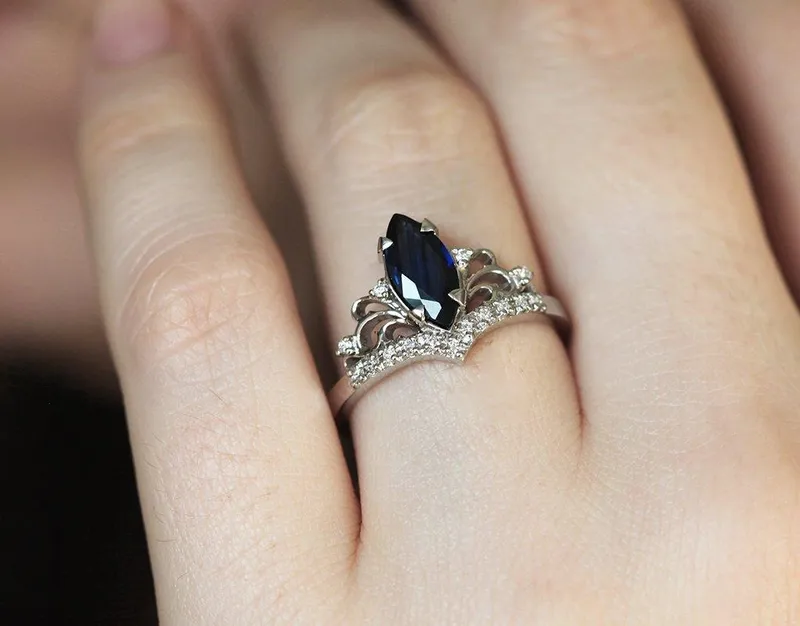 ELAINE BLUE SAPPHIRE DIAMOND RING view 6