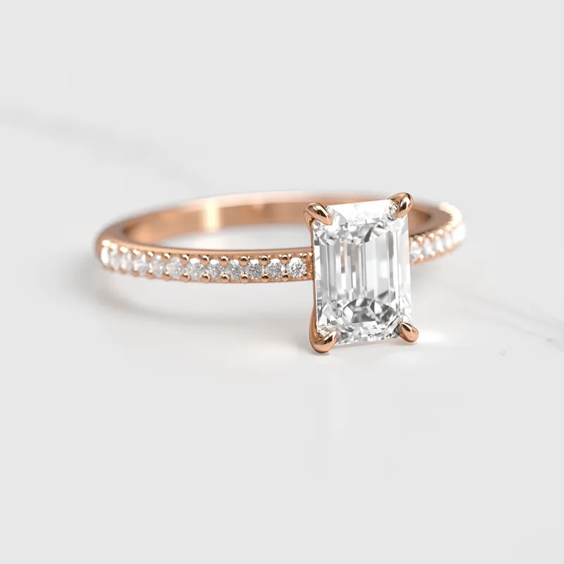EMERALD HALF PAVE DIAMOND RING vy 5