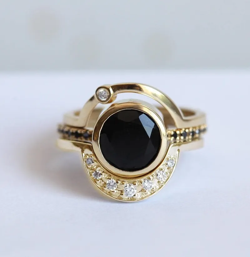 ECLIPSE 3-RING SET WITH ROUND BLACK DIAMOND view 7