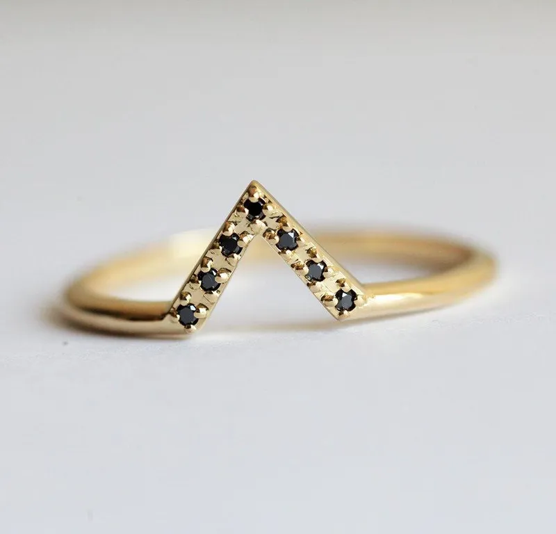 Elegant Black Diamond Chevron Gold Ring With Prong Setting view 4