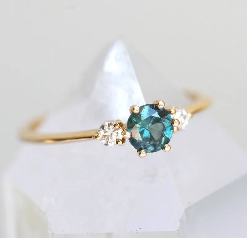 Elle Teal Sapphire Diamond Ring vy 10