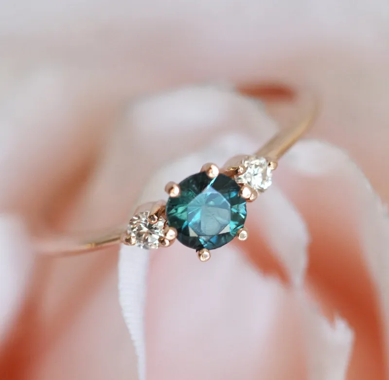 Elle Teal Sapphire Diamond Ring vy 9