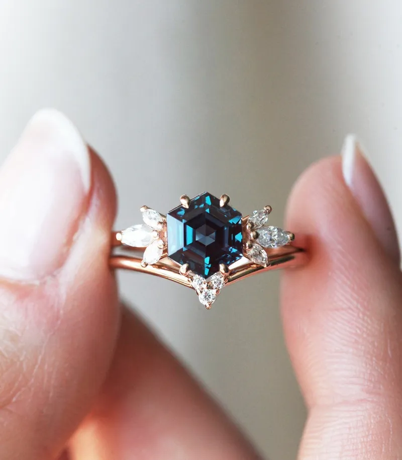 Elliot Hexagon Alexandrite Ring vy 6
