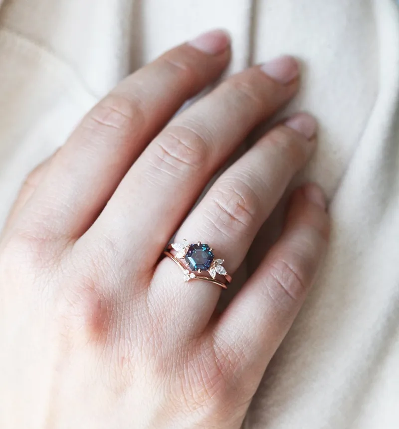Elliot Hexagon Alexandrite Ring vy 9
