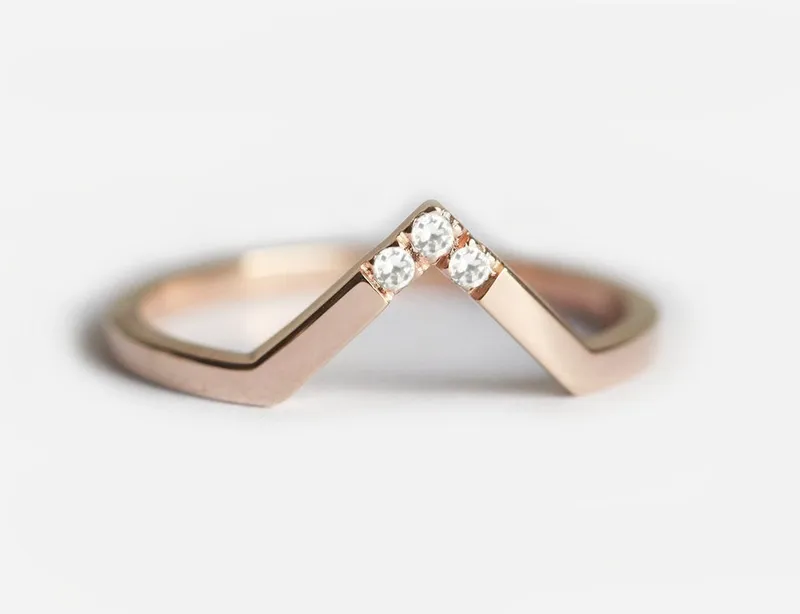 Emerald Wedding Band, Rose Gold Emerald Band vy 5