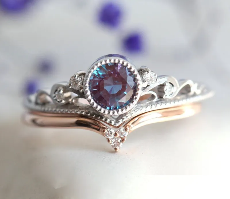 ERICA ALEXANDRITE & DIAMOND RING SET view 4