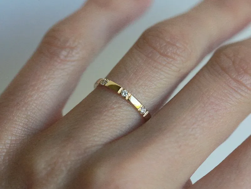 ETERNITY DIAMOND RING, YELLOW GOLD DIAMOND RING vy 3