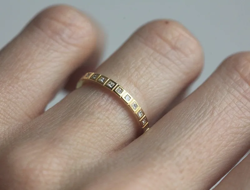 ETERNITY WEDDING RING, PRINCESS DIAMOND ETERNITY BAND vy 2