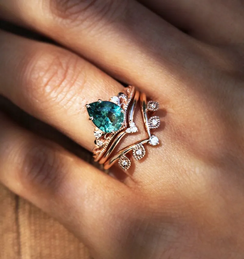 FLORENTINA SAPPHIRE DIAMOND RING SET view 2