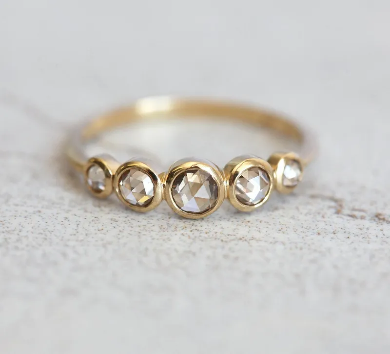 Filipa Diamond Ring diamond round cut engagement ring