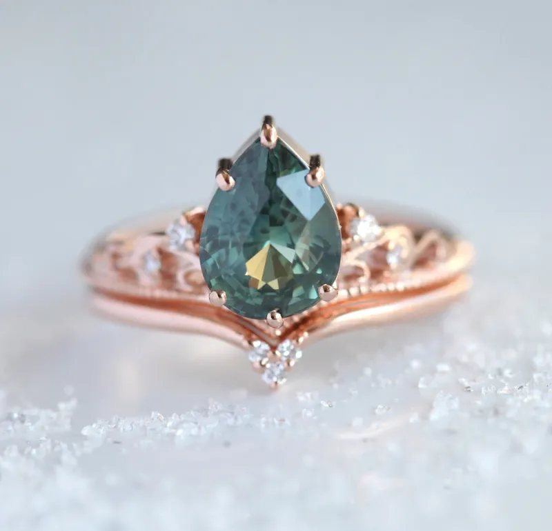 FLORENTINA SAPPHIRE DIAMOND RING SET view 4