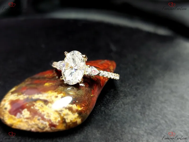 Oval moissanite antique engagement Ring, 1.5ct brilliant cut oval vintage yellow gold ring, Pear diamond Engagement Trilogy Ring for Women. oval cut engagement ring