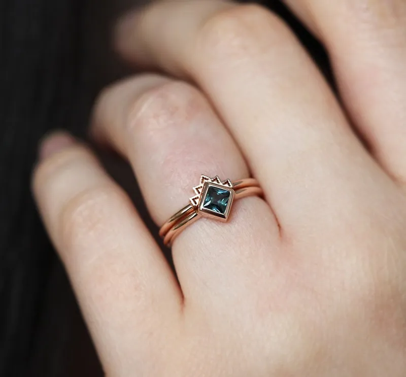Frida Teal Sapphire Solitaire Ring Set With Curved Lace Band vy 2