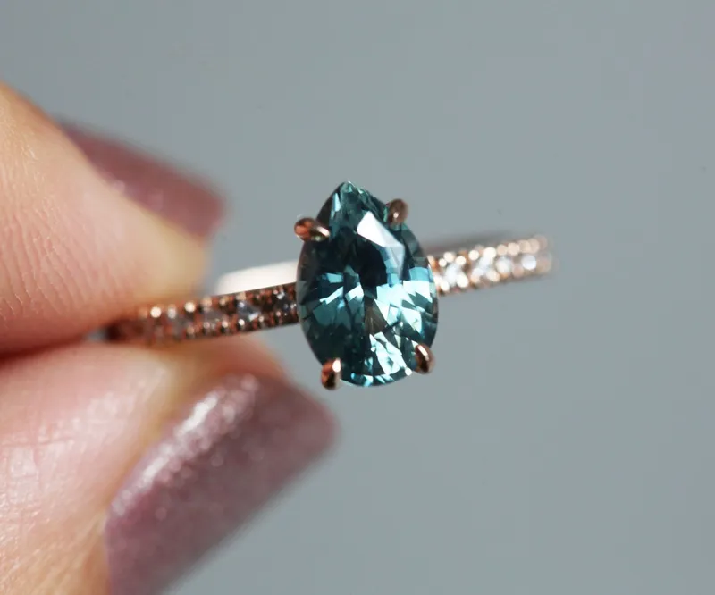 GABRIELLA TEAL SAPPHIRE DIAMOND RING vy 6