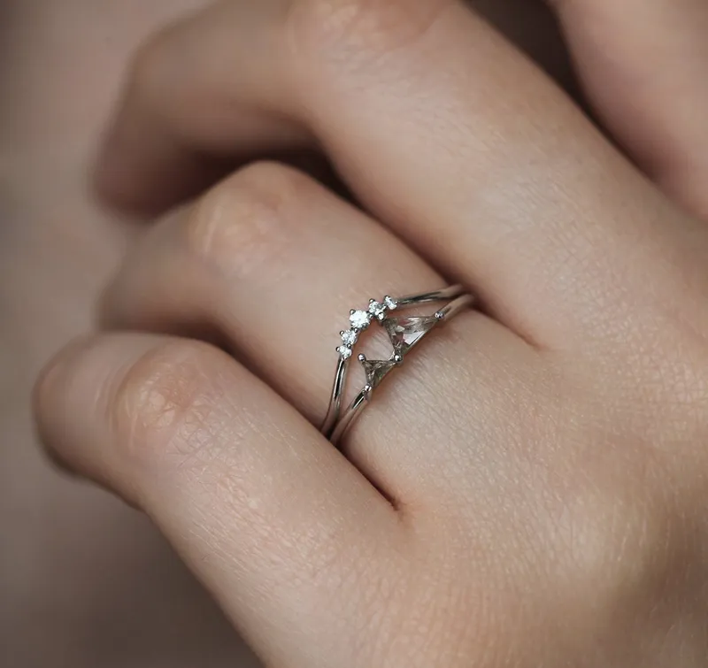 Gemstone Mountain Ring, Mountain Ring Gold view 4