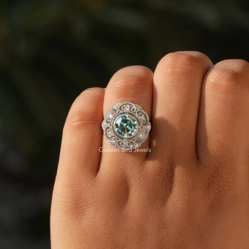 Blue Old Europen Round Cut Vintage Moissanite Ring vy 3
