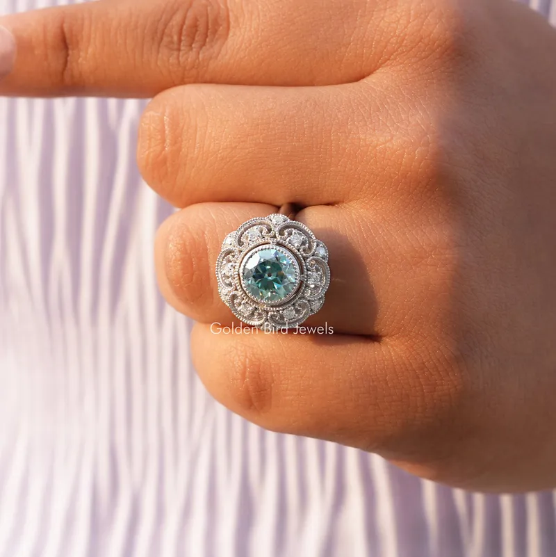 Blue Old Europen Round Cut Vintage Moissanite Ring vy 7