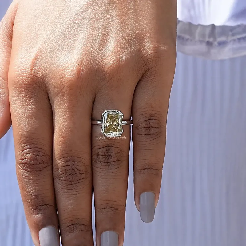 Canary Yellow Radiant Cut Moissanite Solitaire Ring vy 8