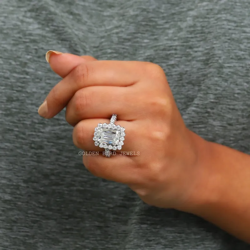 Colorless Criss Cut Moissanite Engagement Halo Ring vy 4