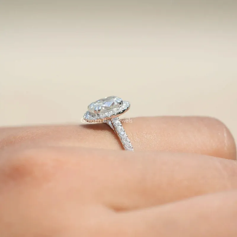Crushed Ice Oval Cut Moissanite Ring view 10