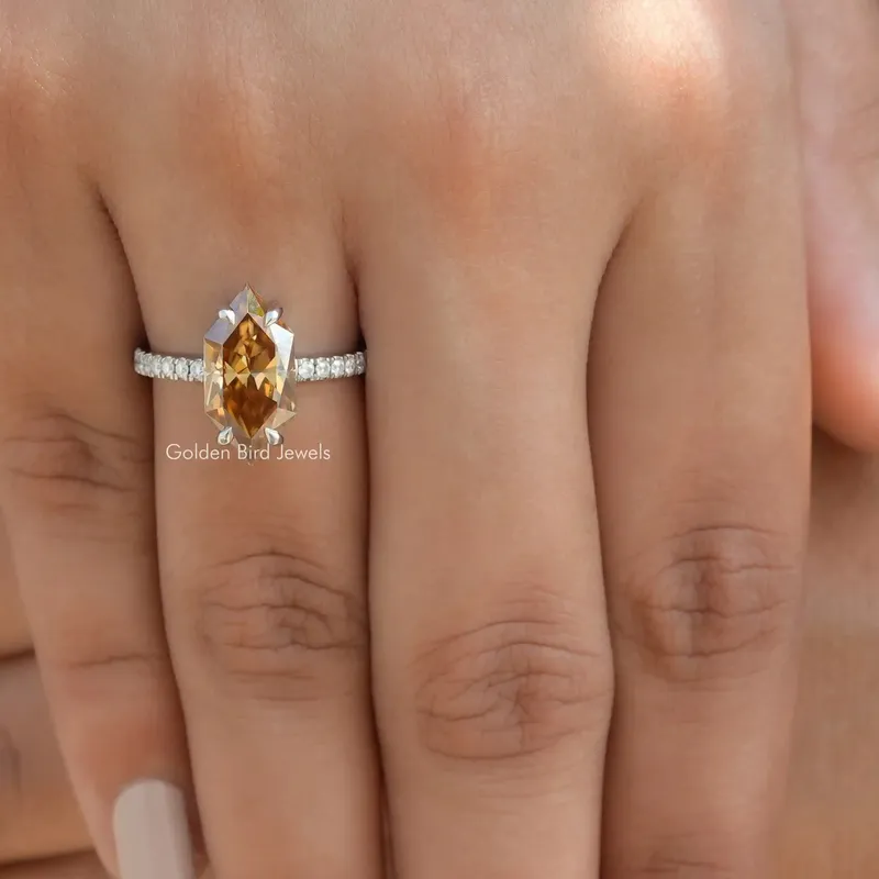 Dutch Marquise Cut Moissanite Solitaire Accent Ring vy 6