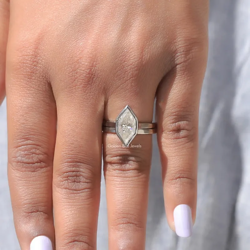 Dutch Marquise Cut Moissanite Solitaire Set vy 7