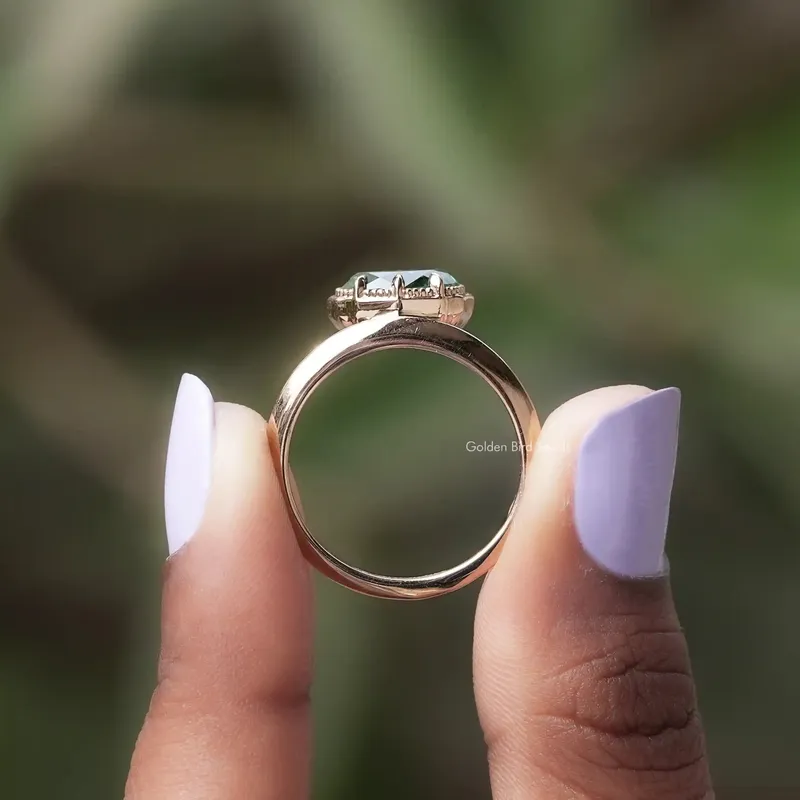 East West Dark Green Oval Cut Moissanite Solitaire Ring vy 2