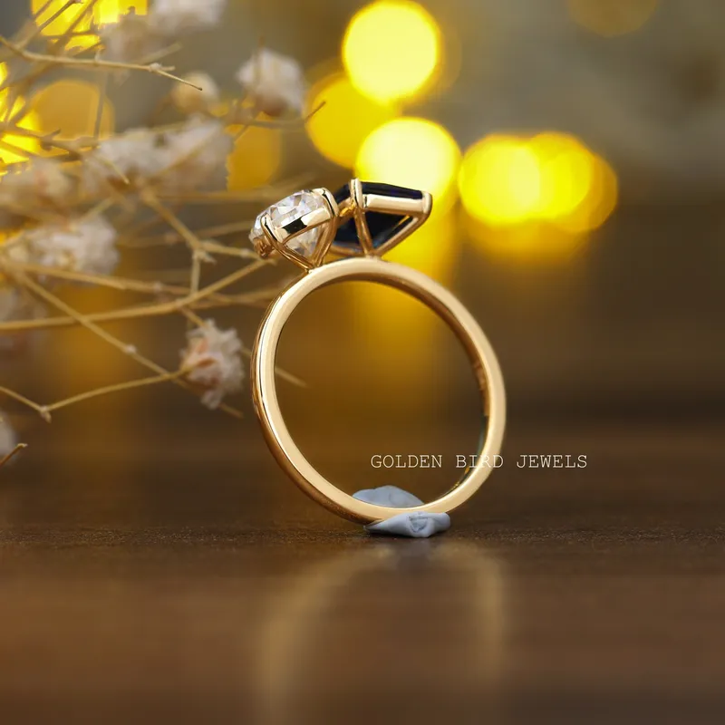 Emerald & Pear Cut Toi Et Moi Engagement Ring view 8