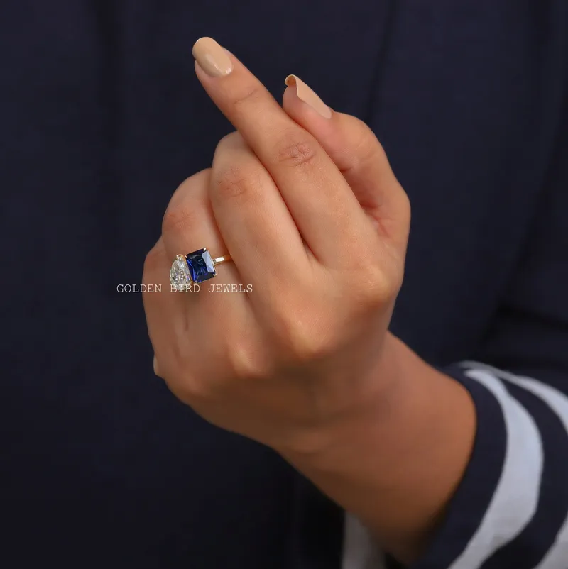 Emerald & Pear Cut Toi Et Moi Engagement Ring view 5