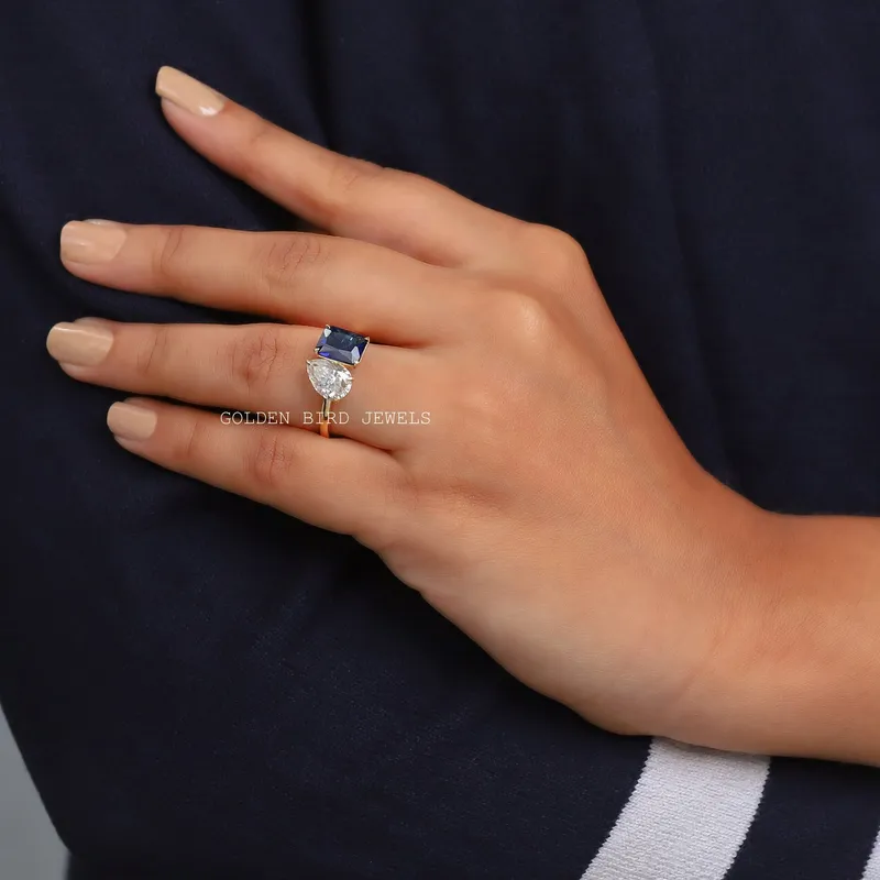 Emerald & Pear Cut Toi Et Moi Engagement Ring view 7