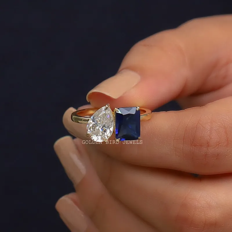 Emerald & Pear Cut Toi Et Moi Engagement Ring view 3
