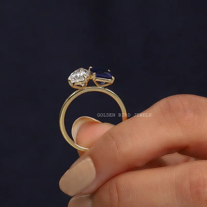Emerald & Pear Cut Toi Et Moi Engagement Ring view 9