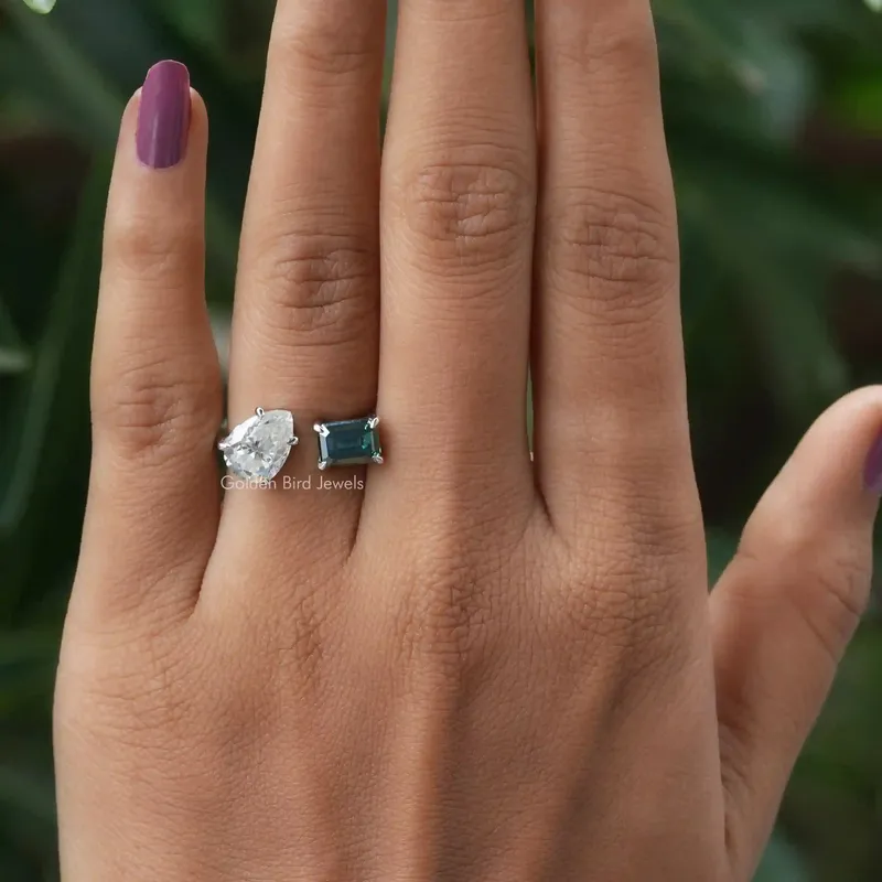 Emerald And Pear Cut Toi Et Moi Moissanite Ring view 3