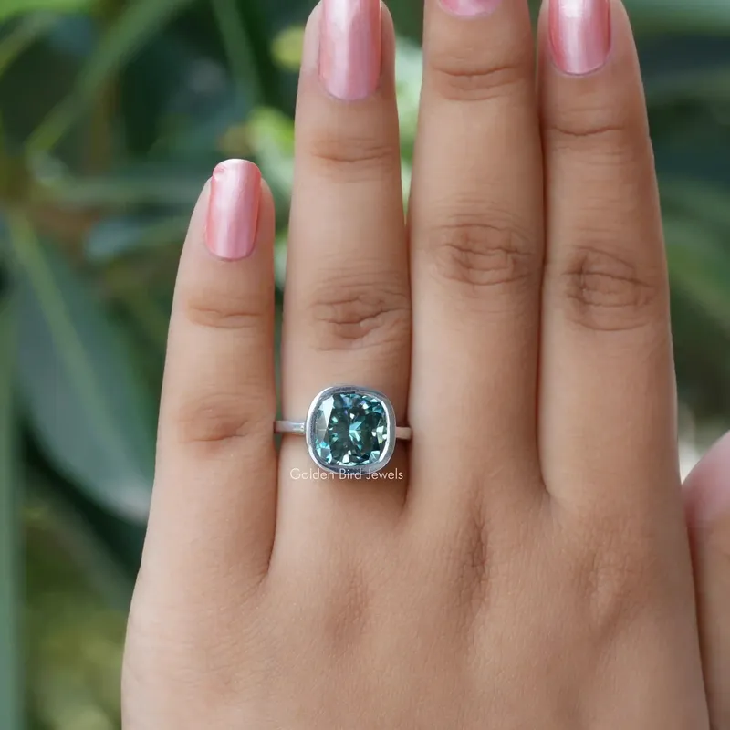 Green Cushion Cut Moissanite Solitaire Engagement Ring vy 4