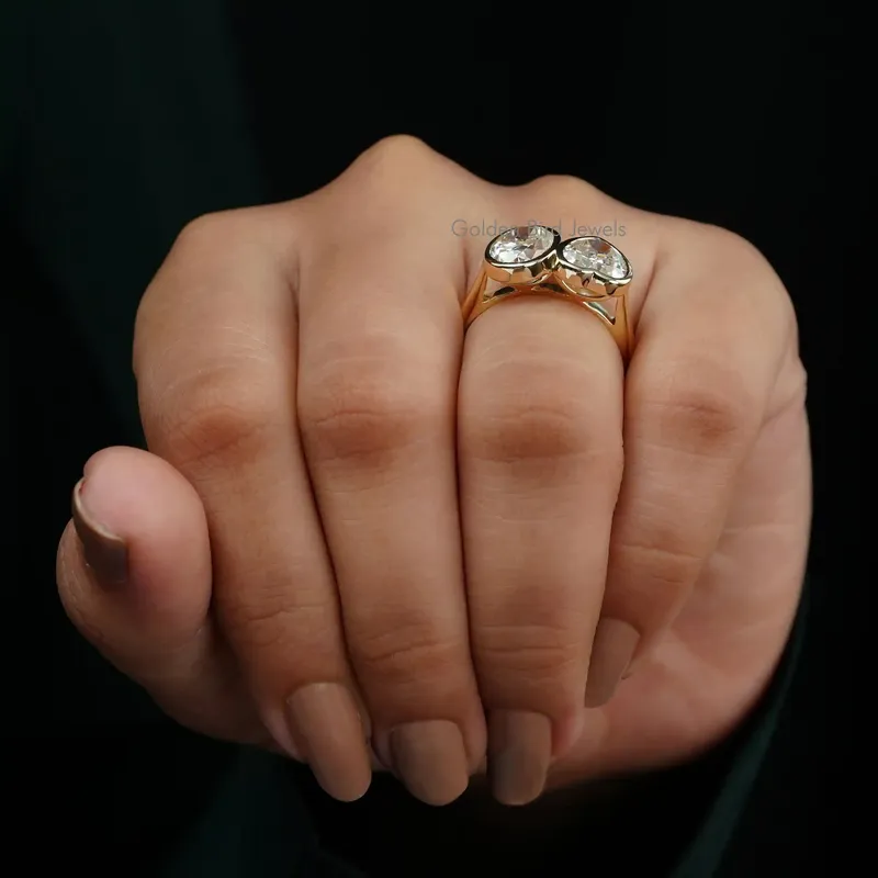 Heart And Oval Cut Moissanite Wedding Ring view 6
