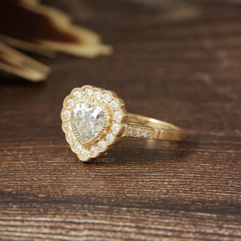 Heart Cut Halo Moissanite Engagement Ring vy 4