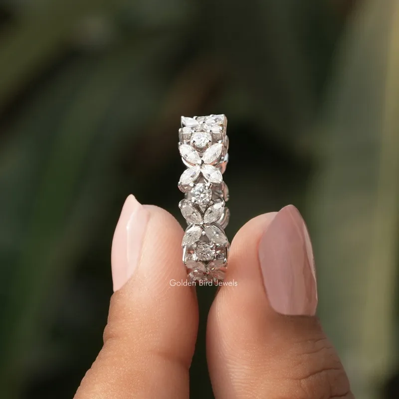 Marquise Round Cut Moissanite Wedding Band vy 2