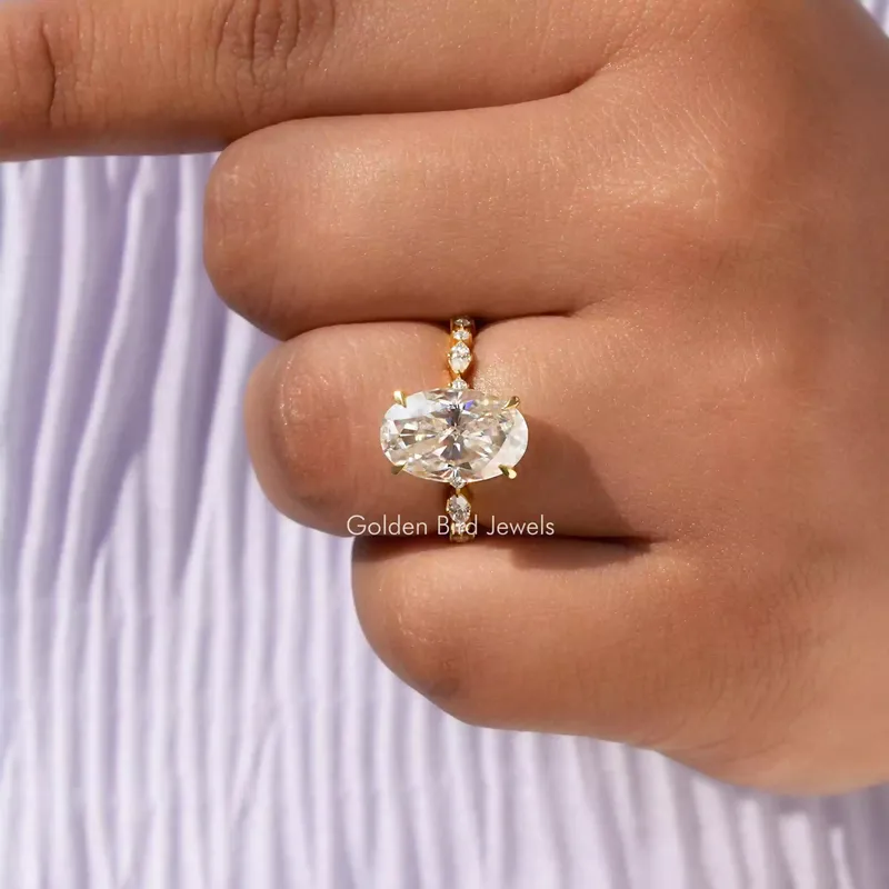 Moissanite Crushed Ice Oval Eternity Ring vy 3