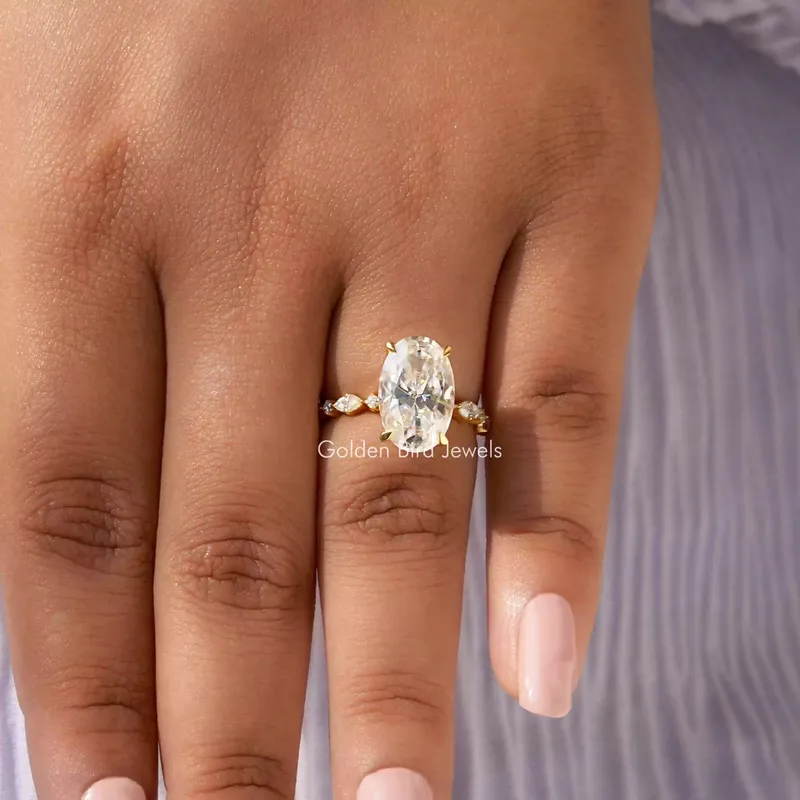 Moissanite Crushed Ice Oval Eternity Ring vy 5