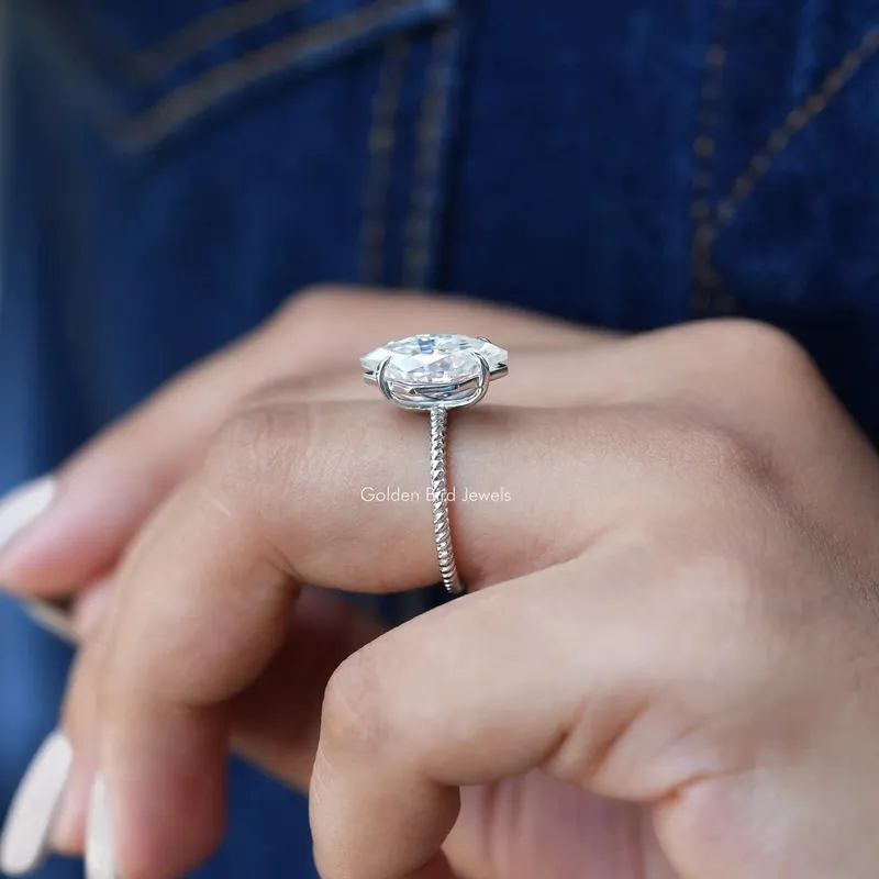 Moissanite Dutch Marquise Cut Engagement Ring vy 3