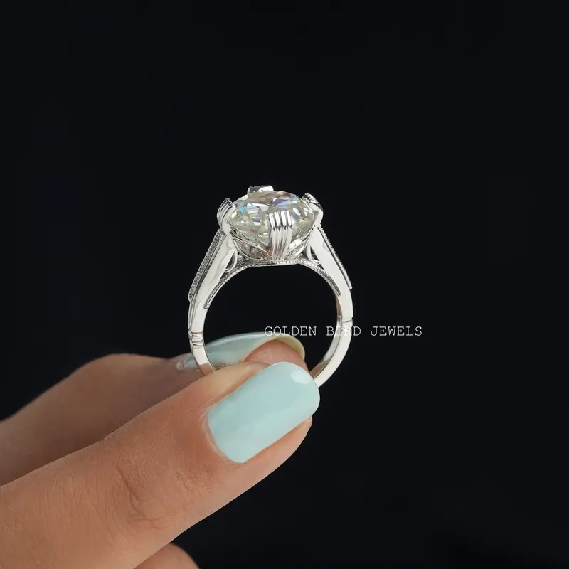 OEC Round Cut Vintage Moissanite Engagement Ring vy 3
