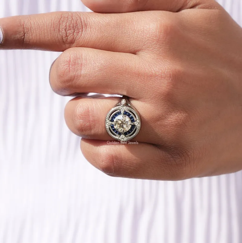 Old European Round Cut And Tapper Baguette Halo Ring vy 8