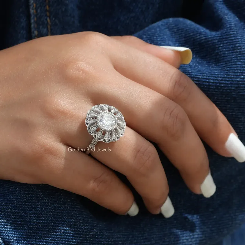 Old European Round Cut Floral Style Vintage Ring vy 7