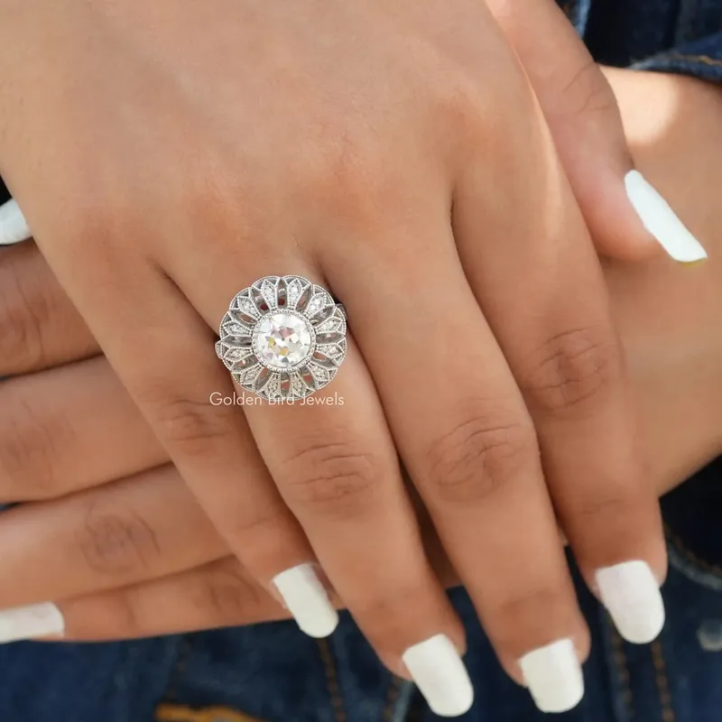 Old European Round Cut Floral Style Vintage Ring vy 6