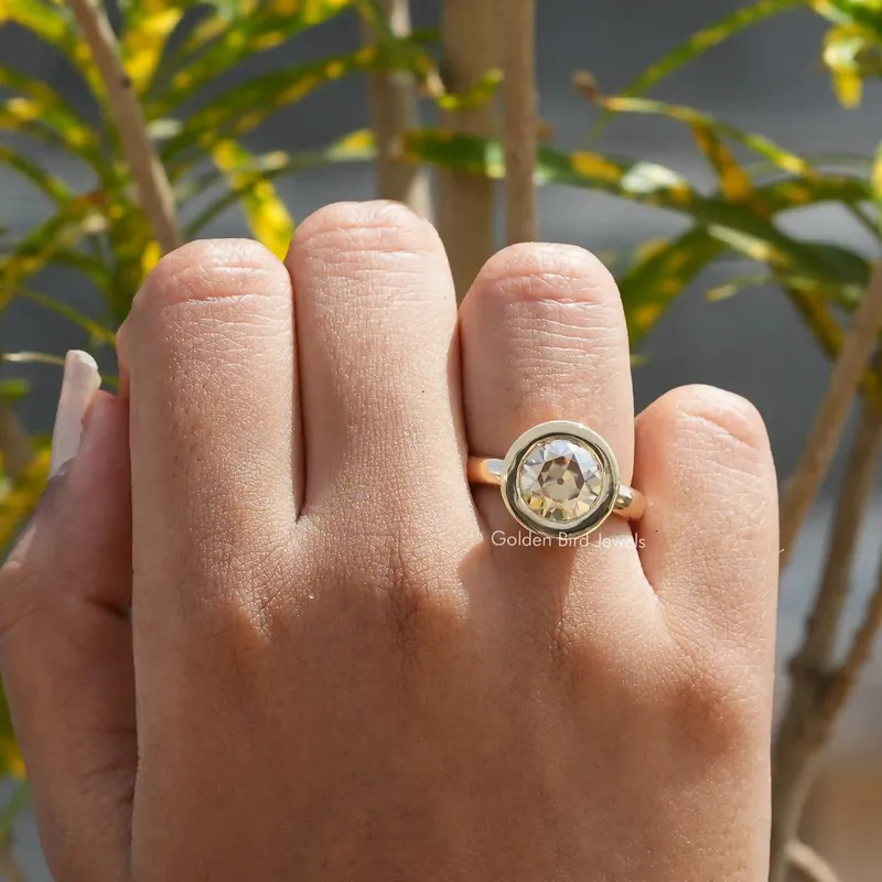 Old European Round Cut Moissanite Bezel Setting Ring vy 3