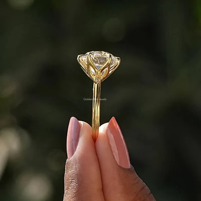 Old European Round Cut Moissanite Engagement Ring vy 3