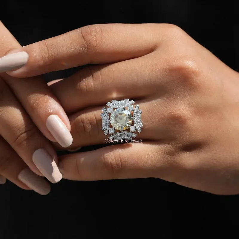 Old European Round Cut Moissanite Ring vy 2