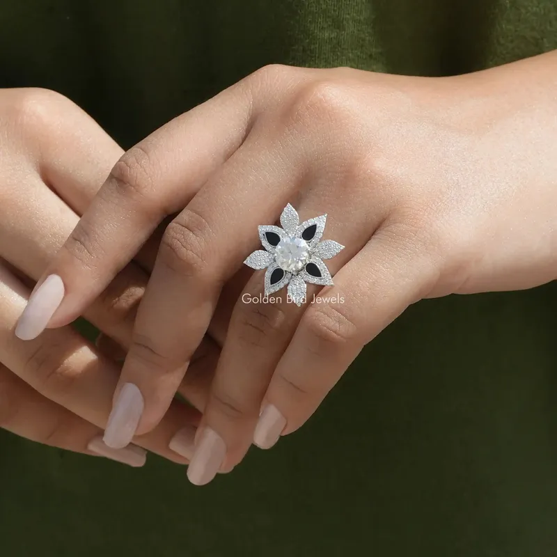 Old European Round Cut Moissanite Ring vy 3